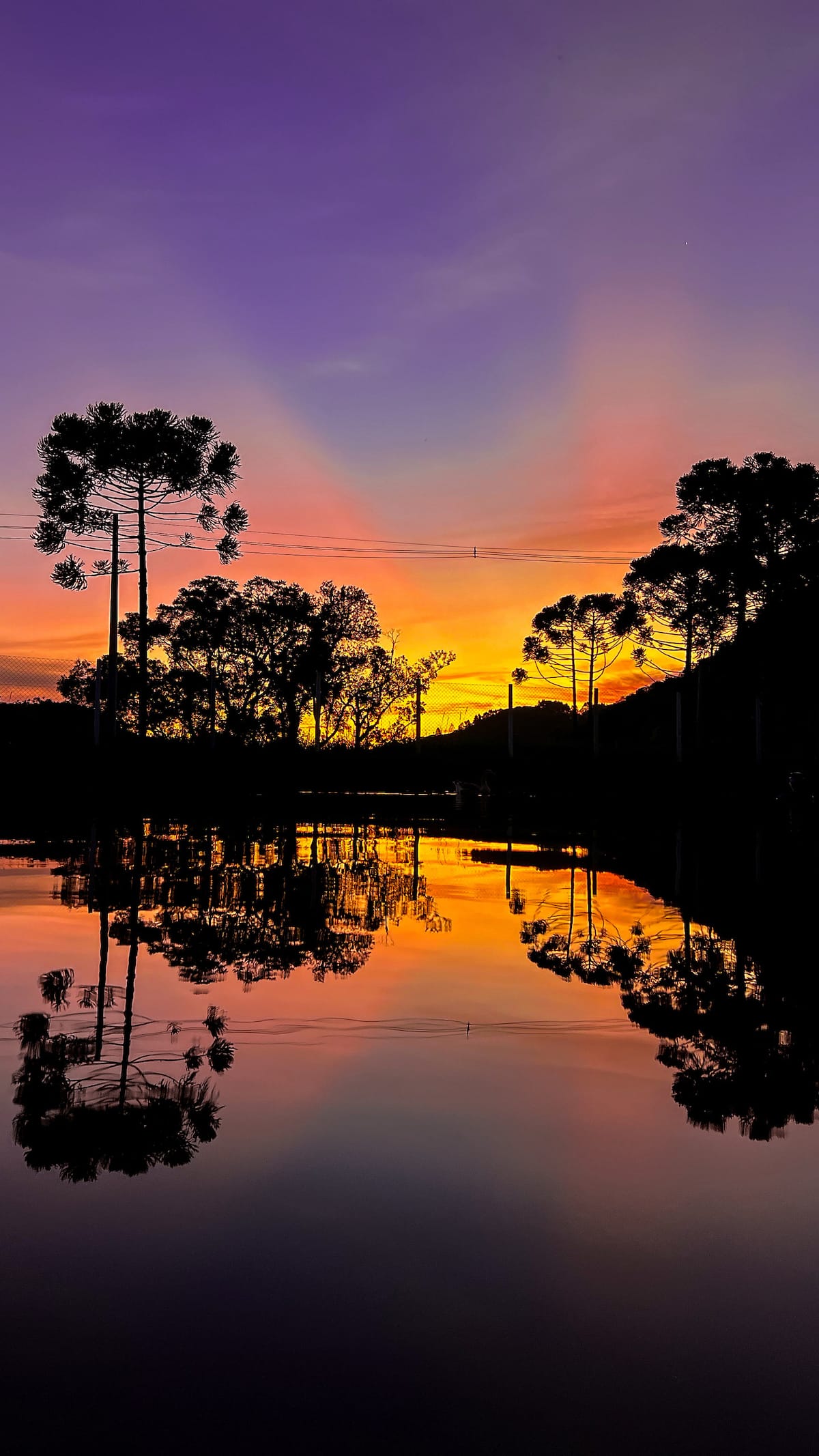 Pôr do sol no açude